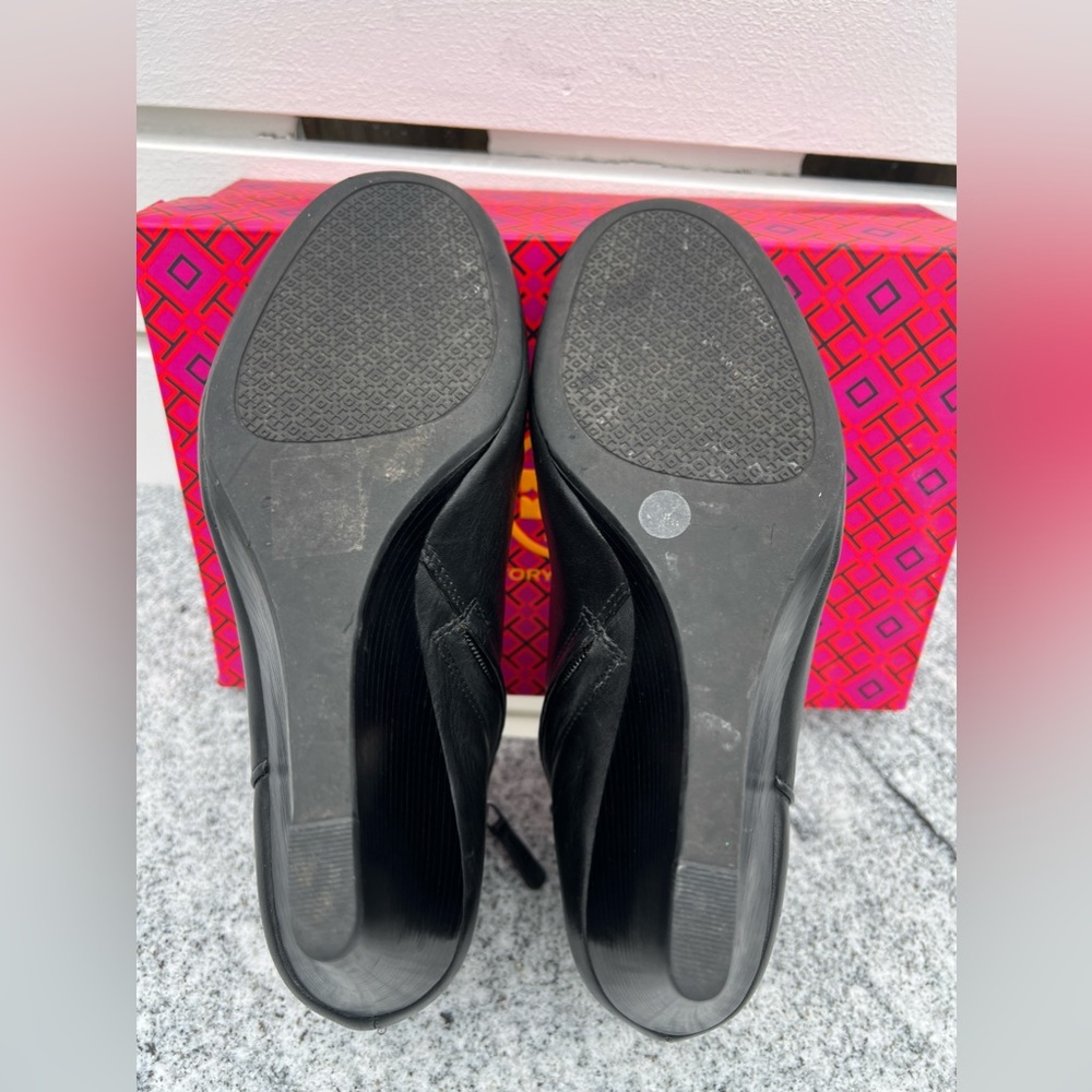 TORY BURCH | Lowell 85mm Leather Wedge Black Ankle Boot Bootie Heel Size 8.5 - Picture 5 of 8